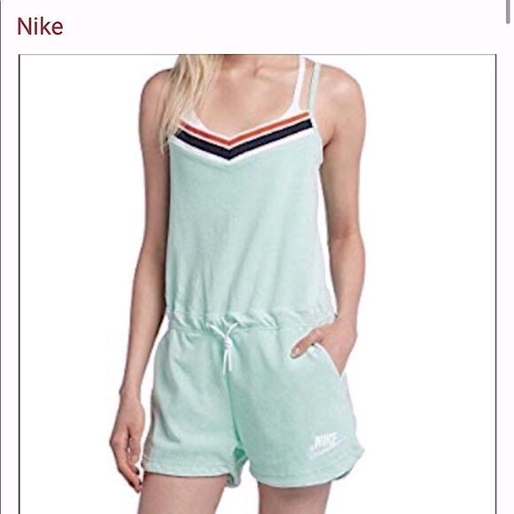 NWOT! Nike Vintage Inspired, Throw-Back Seafoam Green Terrycloth Romper. Size M - Picture 1 of 8